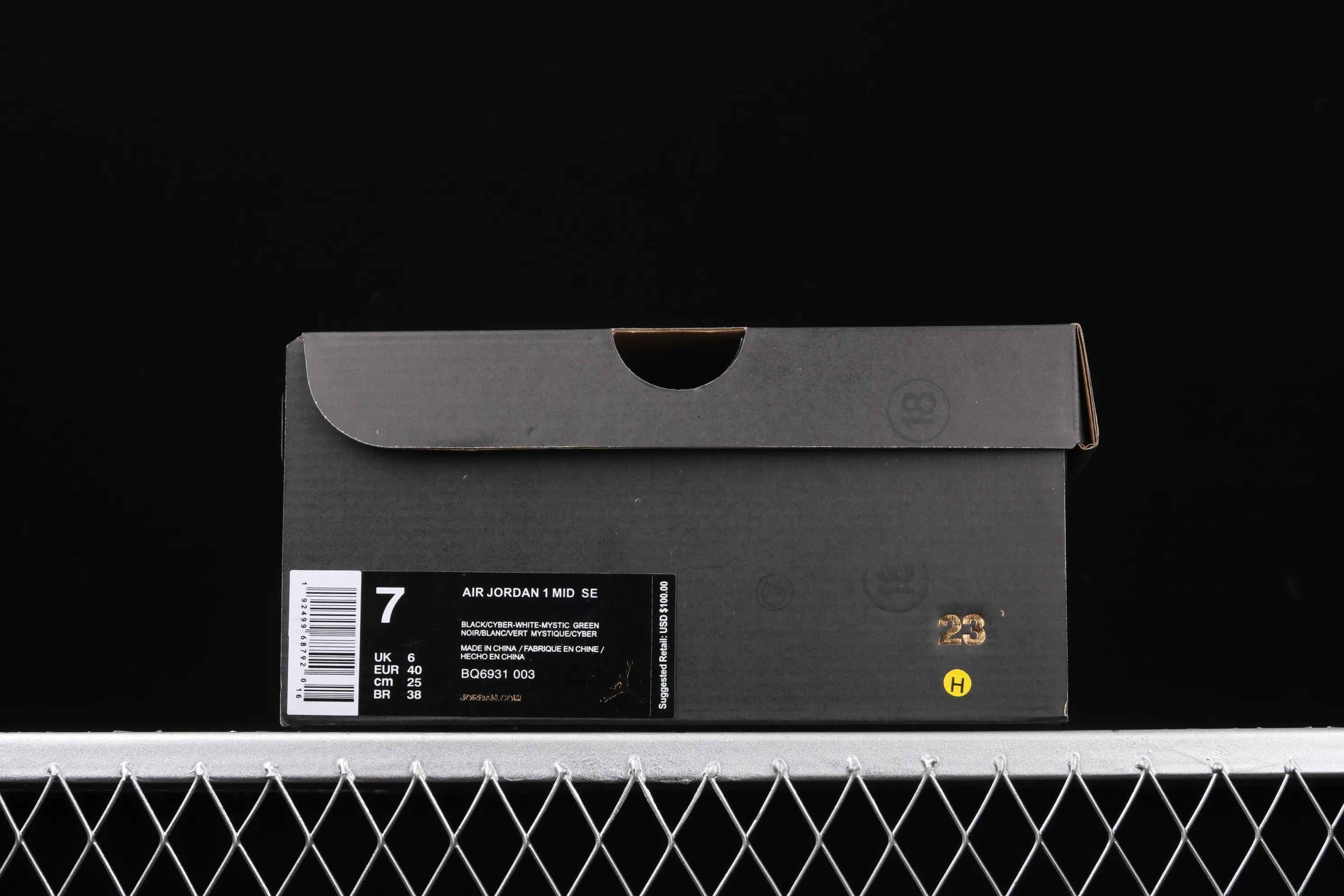 All categories Air Jordan Jordan series basketball shoes Air Jordan 1 Mid Air Jordan 1 Mid SE AJ1 Joe 1 black colorful chameleon green apple green BQ6931-003
